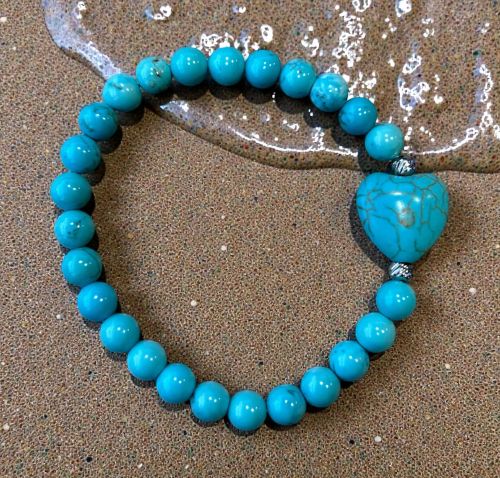 Dames armband Turquoise 6 mm met hart